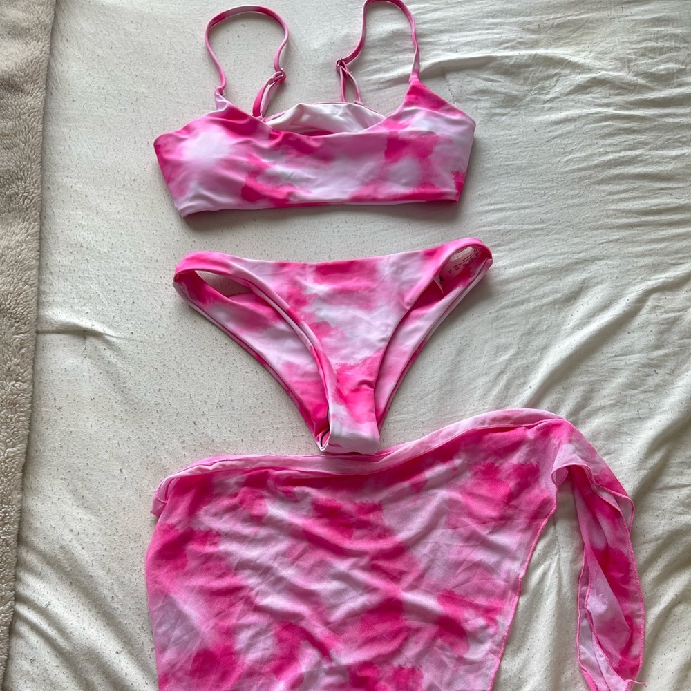 SHEIN Pink Tie Dye Bikini Set